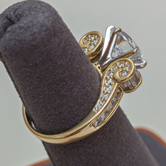14K Gold Y2K Statement Ring with 9mm Portuguese-Cut CZ - Picture 4 of 12